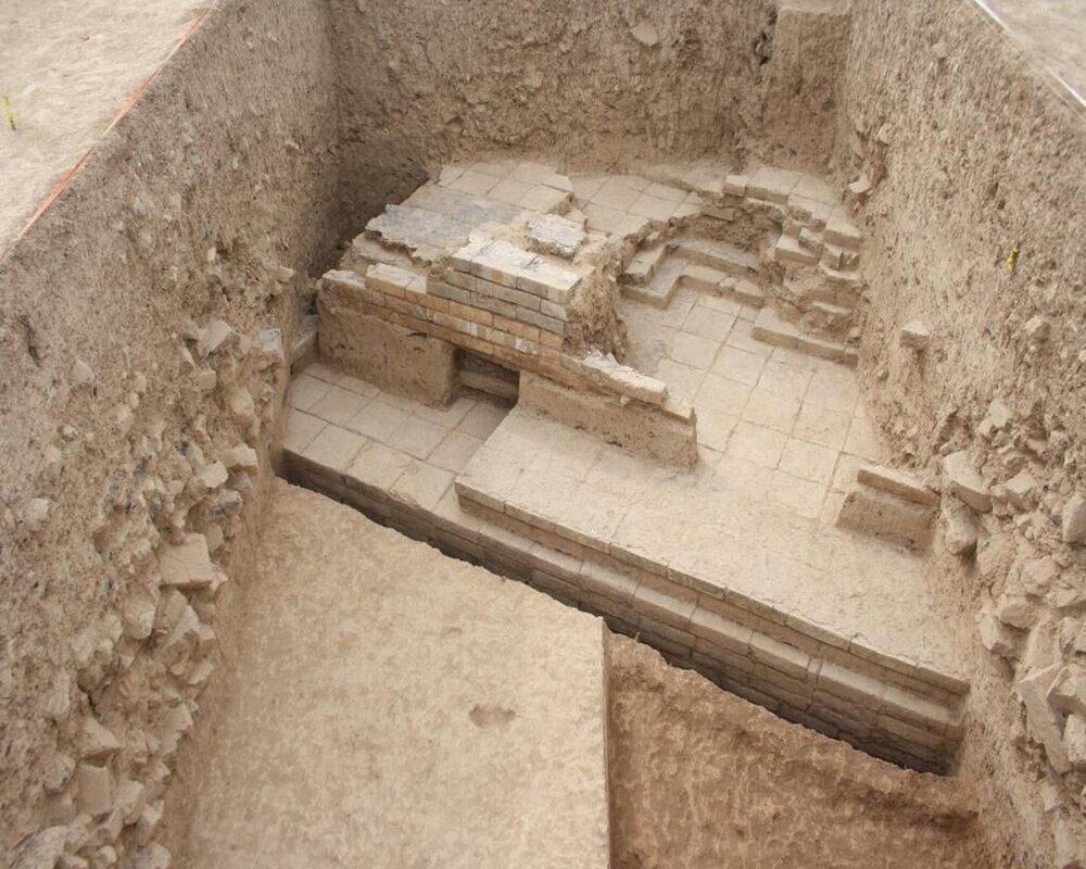 Cyrus gate